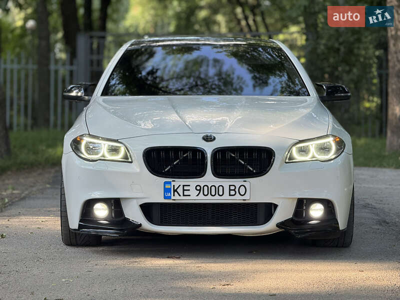 Седан BMW 5 Series 2013 в Павлограде