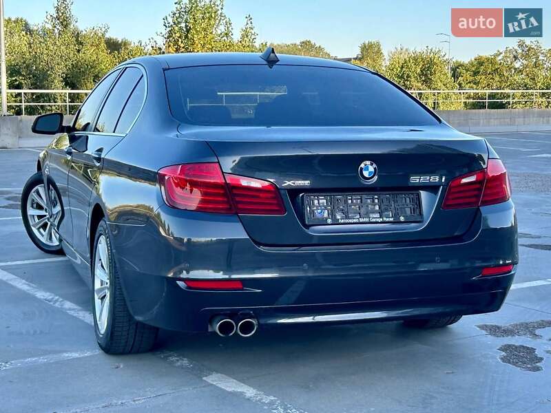 Седан BMW 5 Series 2015 в Києві фото 15 Седан BMW 5 Series 2015 в Києві
