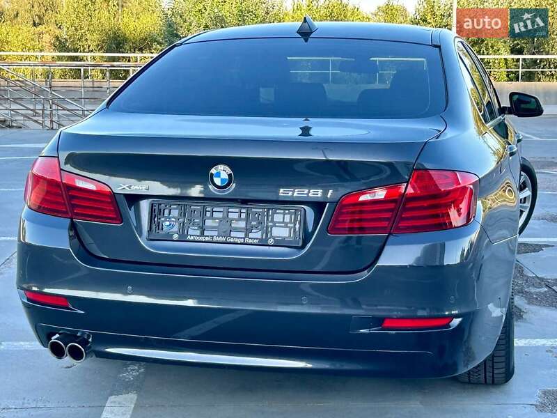 Седан BMW 5 Series 2015 в Києві фото 20 Седан BMW 5 Series 2015 в Києві