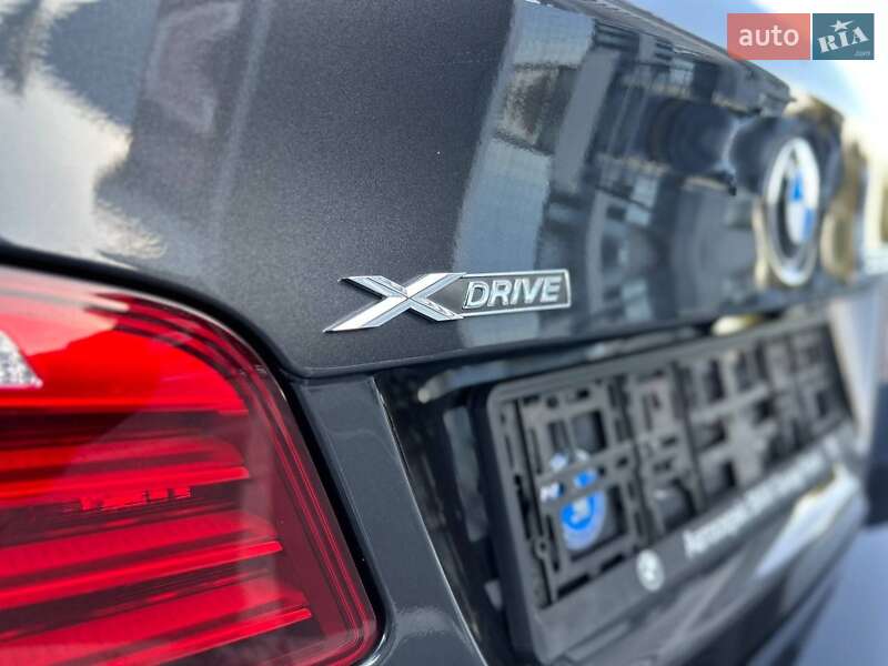 Седан BMW 5 Series 2015 в Києві фото 27 Седан BMW 5 Series 2015 в Києві