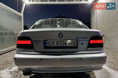 Седан BMW 5 Series 2000 в Деражне