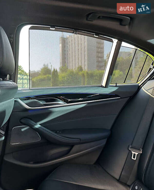 Седан BMW 5 Series 2018 в Киеве фото 23 Седан BMW 5 Series 2018 в Киеве