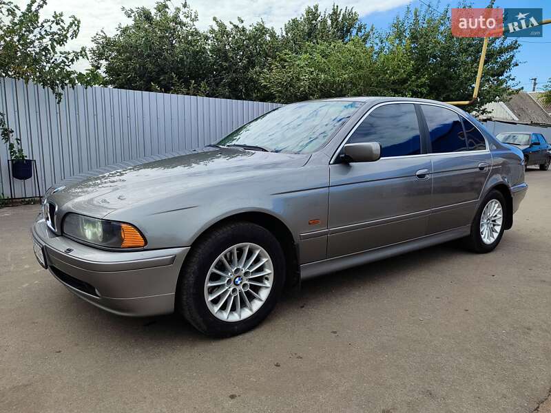 Седан BMW 5 Series 2001 в Дніпрі