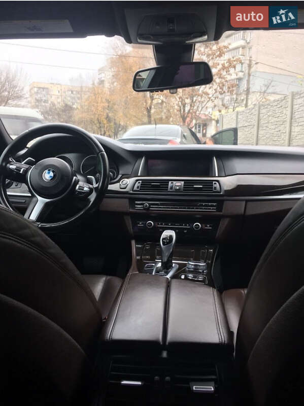 Седан BMW 5 Series 2015 в Львове