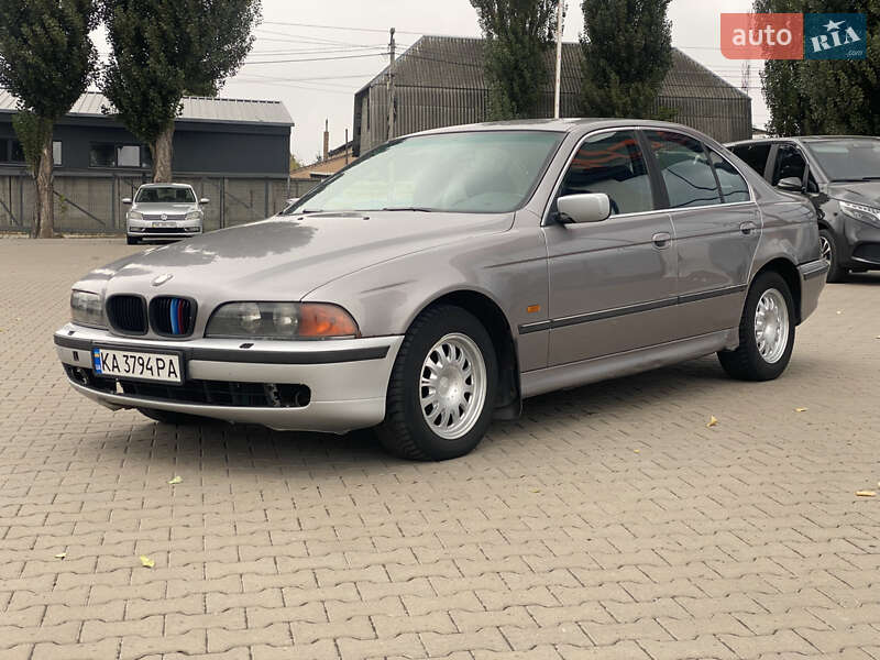 Седан BMW 5 Series 1999 в Києві