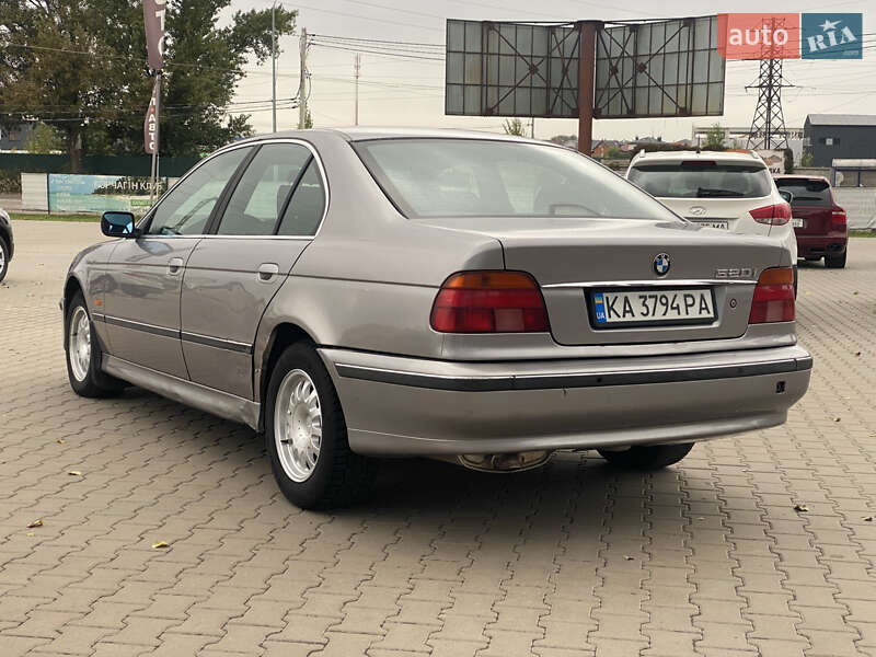 Седан BMW 5 Series 1999 в Києві
