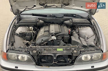 Седан BMW 5 Series 1999 в 