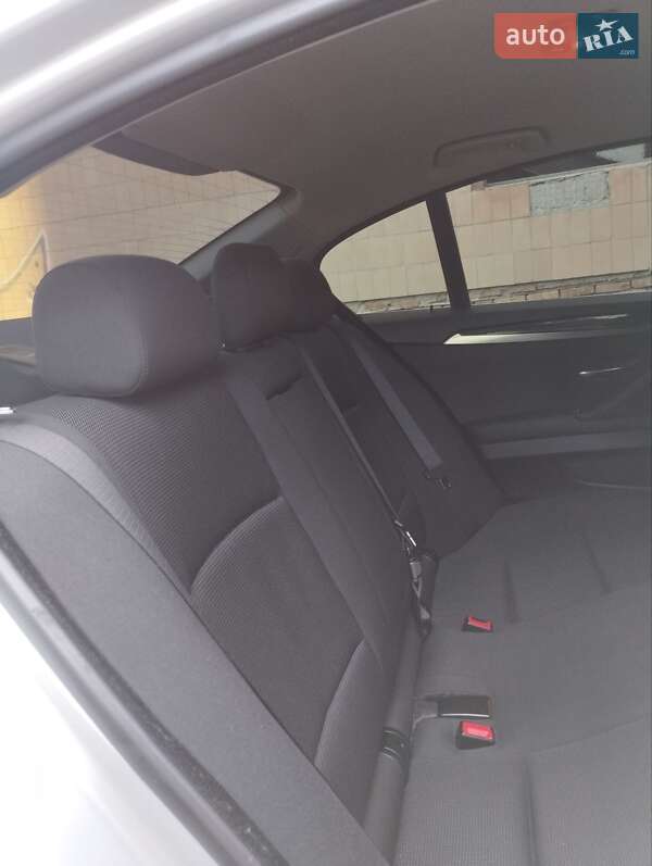 Седан BMW 5 Series 2010 в Полтаве фото 22 Седан BMW 5 Series 2010 в Полтаве