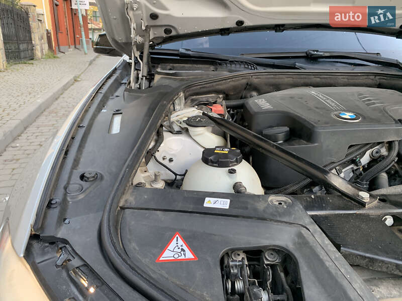 Седан BMW 5 Series 2013 в Надворной