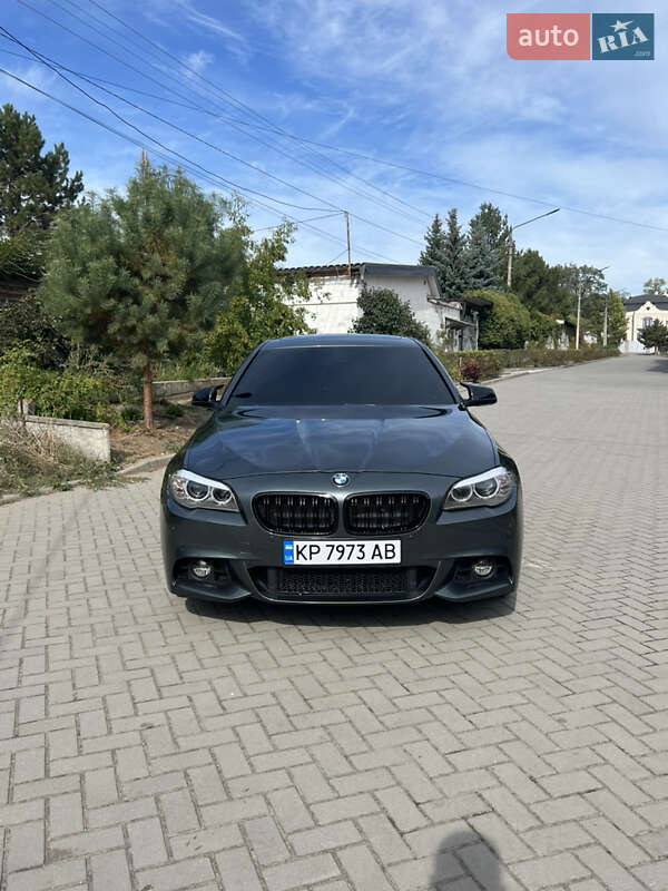 Седан BMW 5 Series 2012 в Днепре