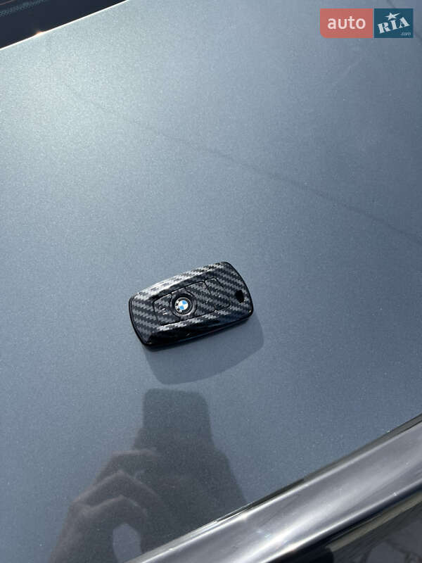 Седан BMW 5 Series 2012 в Днепре