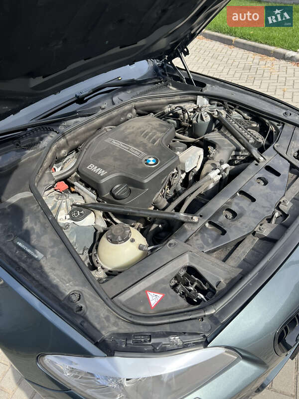 Седан BMW 5 Series 2012 в Днепре
