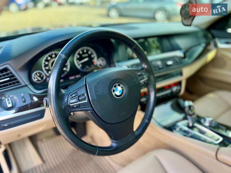 Седан BMW 5 Series 2012 в Киеве фото 28 Седан BMW 5 Series 2012 в Киеве