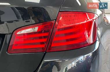 Седан BMW 5 Series 2012 в 
