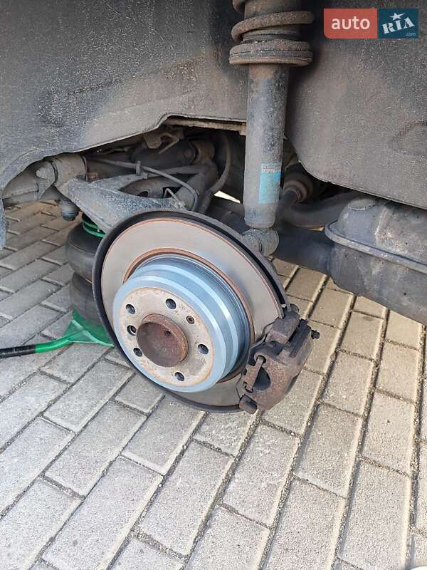 Седан BMW 5 Series 1993 в Кропивницькому