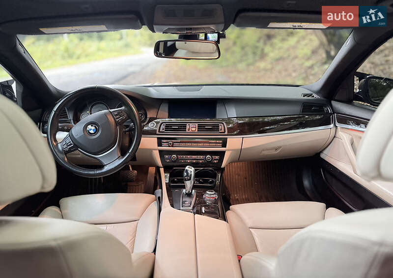 Седан BMW 5 Series 2010 в Хмельницком