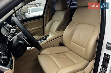 Седан BMW 5 Series 2012 в 