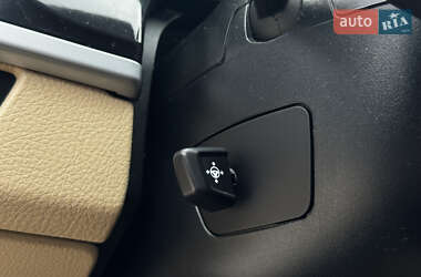 Седан BMW 5 Series 2012 в 