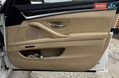 Седан BMW 5 Series 2012 в 