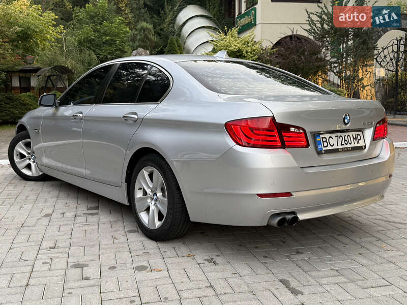 Седан BMW 5 Series 2012 в Дрогобичі