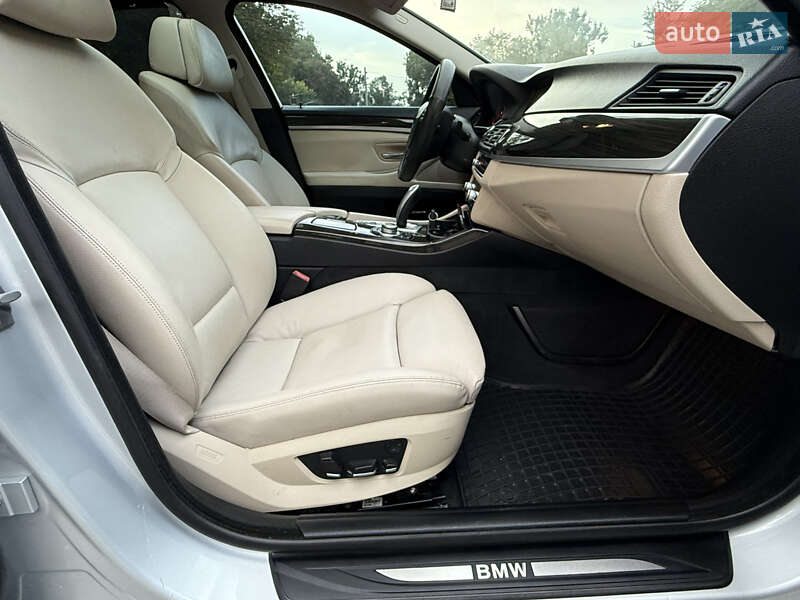 Седан BMW 5 Series 2012 в Дрогобичі