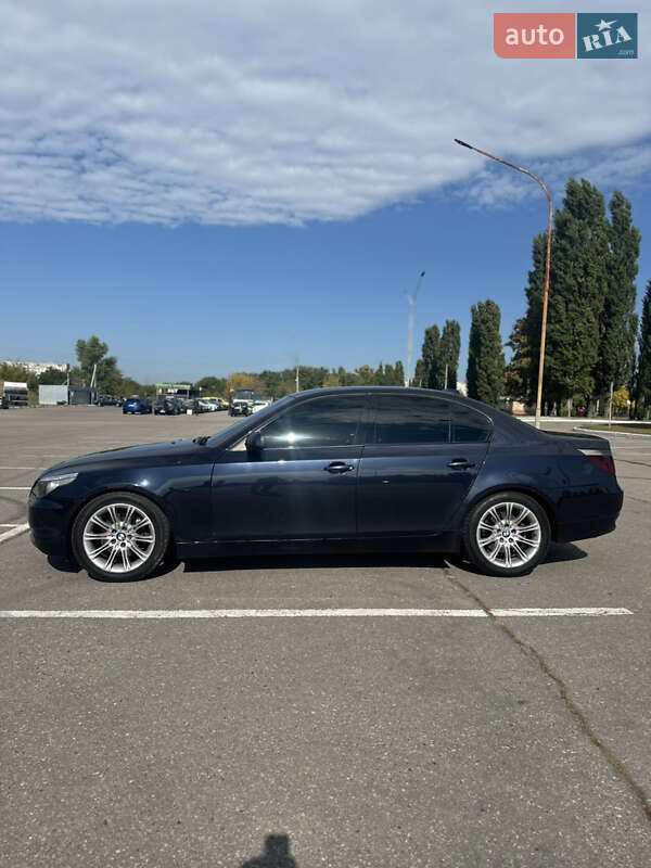 Седан BMW 5 Series 2003 в Кременчуге
