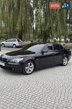 Седан BMW 5 Series 2003 в Львові