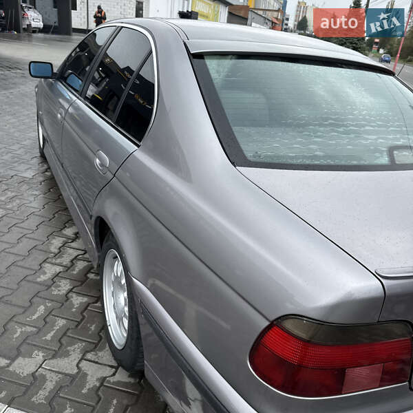Седан BMW 5 Series 1996 в Виннице