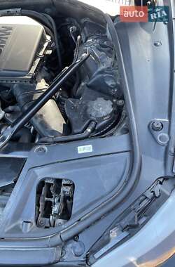 Седан BMW 5 Series 2012 в 