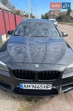Седан BMW 5 Series 2012 в 