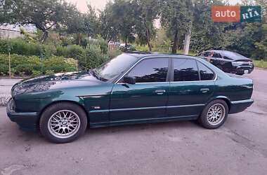 Седан BMW 5 Series 1995 в Шептицькому