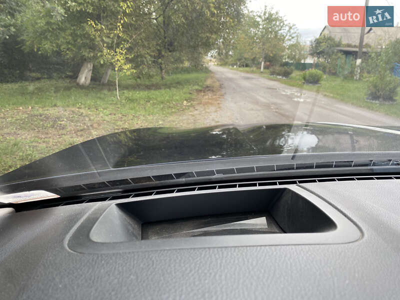 Седан BMW 5 Series 2011 в Вінниці фото 33 Седан BMW 5 Series 2011 в Вінниці