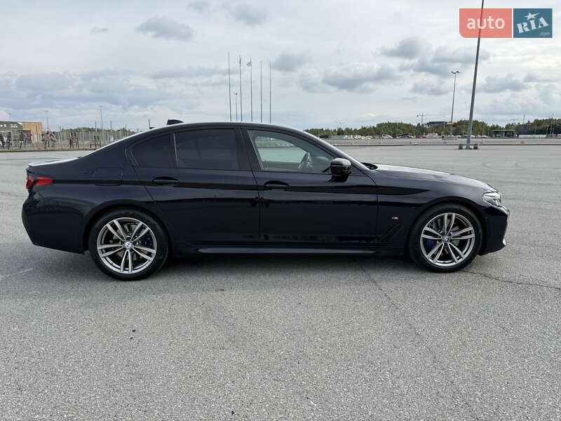 Седан BMW 5 Series 2020 в Львове