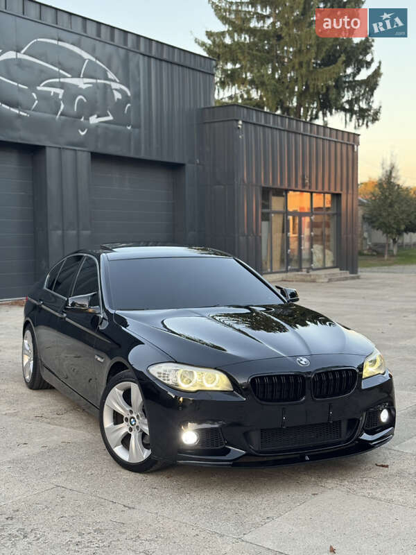 Седан BMW 5 Series 2013 в Тячеве