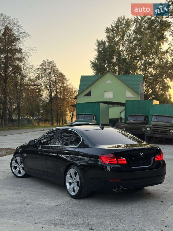 Седан BMW 5 Series 2013 в Тячеве