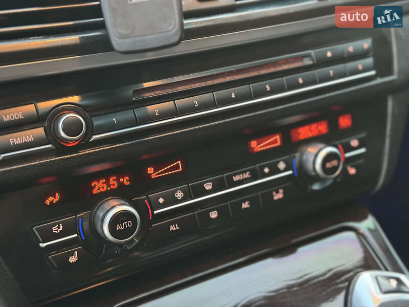 Седан BMW 5 Series 2013 в Тячеве