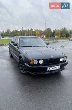 Седан BMW 5 Series 1992 в Славуте