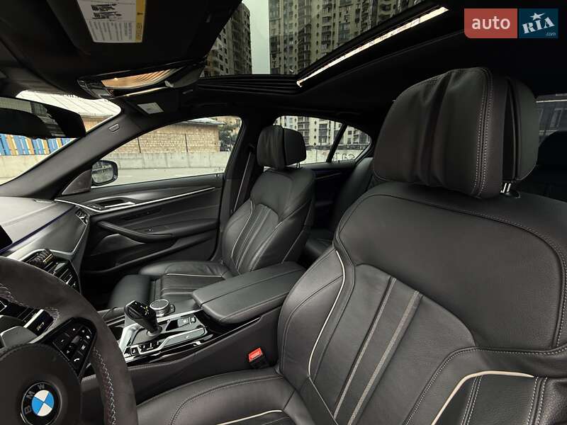 Седан BMW 5 Series 2021 в Киеве