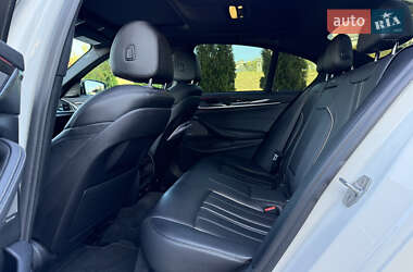 Седан BMW 5 Series 2019 в 
