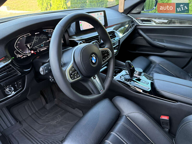 Седан BMW 5 Series 2019 в Ровно