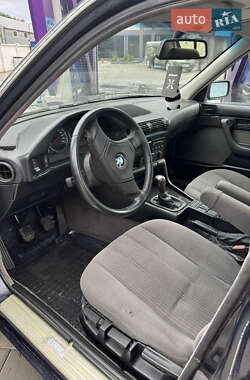 Седан BMW 5 Series 1995 в  фото 7 Седан BMW 5 Series 1995 в