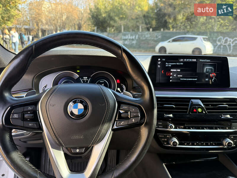Седан BMW 5 Series 2017 в Полтаві фото 19 Седан BMW 5 Series 2017 в Полтаві