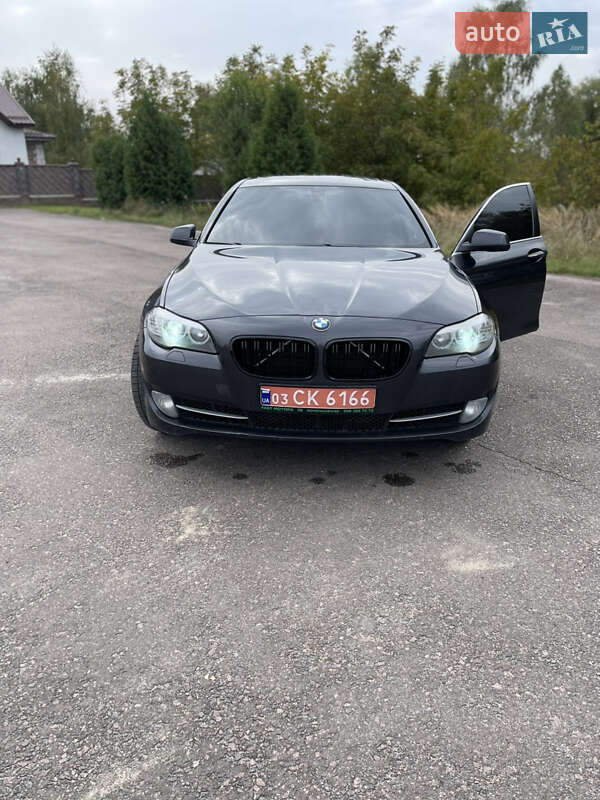 Седан BMW 5 Series 2013 в Рівному