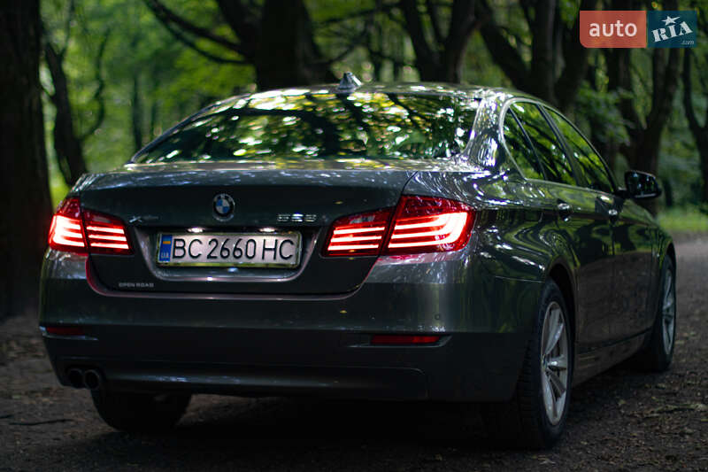 Седан BMW 5 Series 2014 в Львові