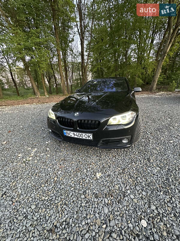 Седан BMW 5 Series 2014 в Самборе