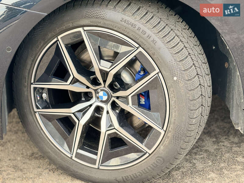 Седан BMW 5 Series 2023 в Киеве