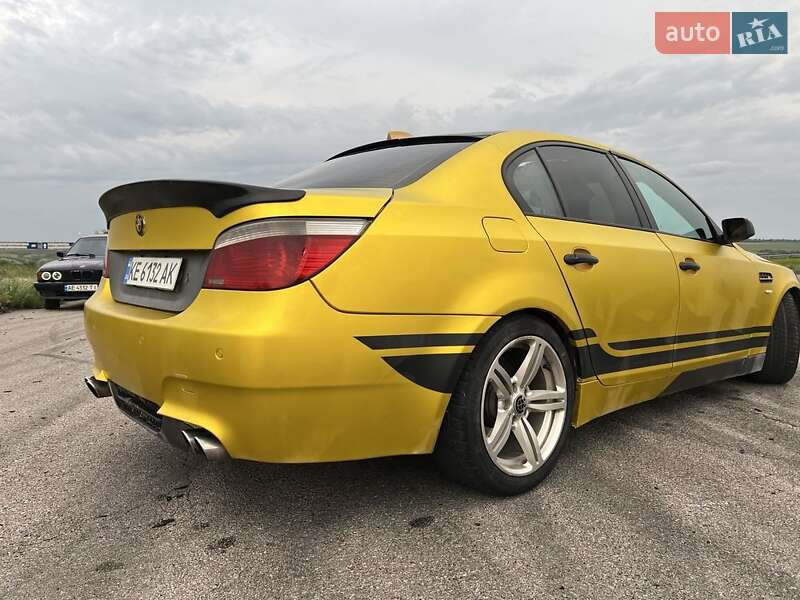 Седан BMW 5 Series 2005 в Днепре