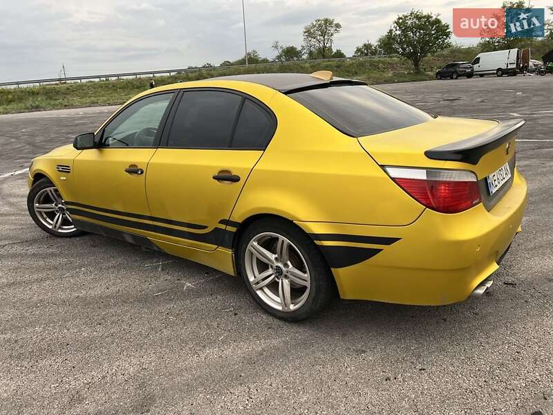 Седан BMW 5 Series 2005 в Днепре