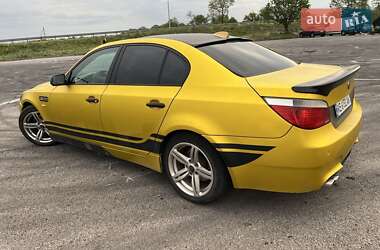 Седан BMW 5 Series 2005 в  фото 13 Седан BMW 5 Series 2005 в