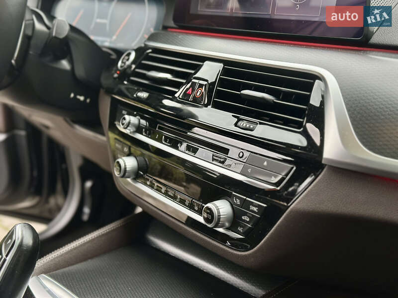 Седан BMW 5 Series 2018 в Одесі фото 53 Седан BMW 5 Series 2018 в Одесі